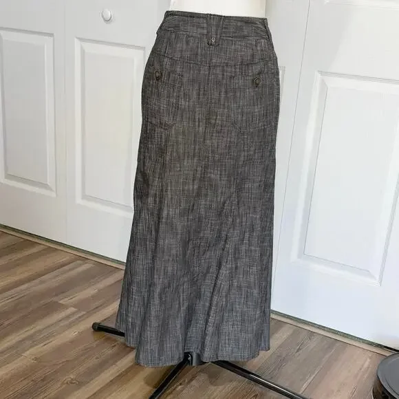 Larry Levine Size 8 stretch denim skirt heathered gray. Zip fly two button waist - Picture 3 of 9